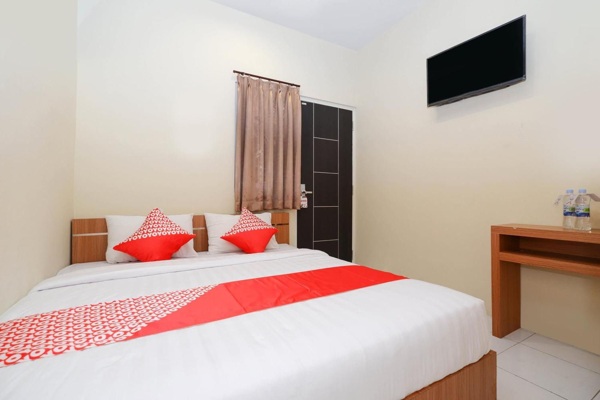 OYO 1250 Unta Residence Semarang Exterior foto